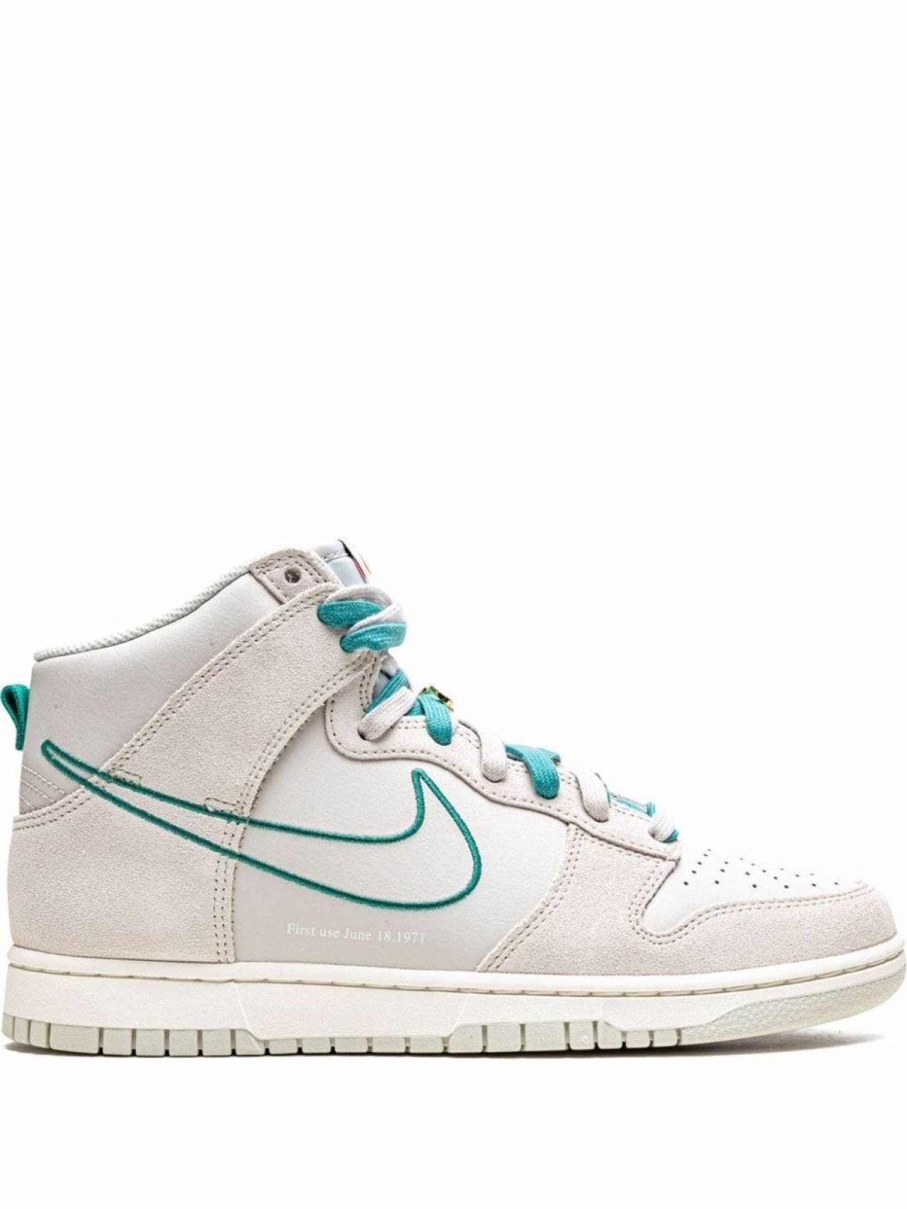 

Nike кроссовки Dunk High SE First Use - Green Noise, нейтральный цвет