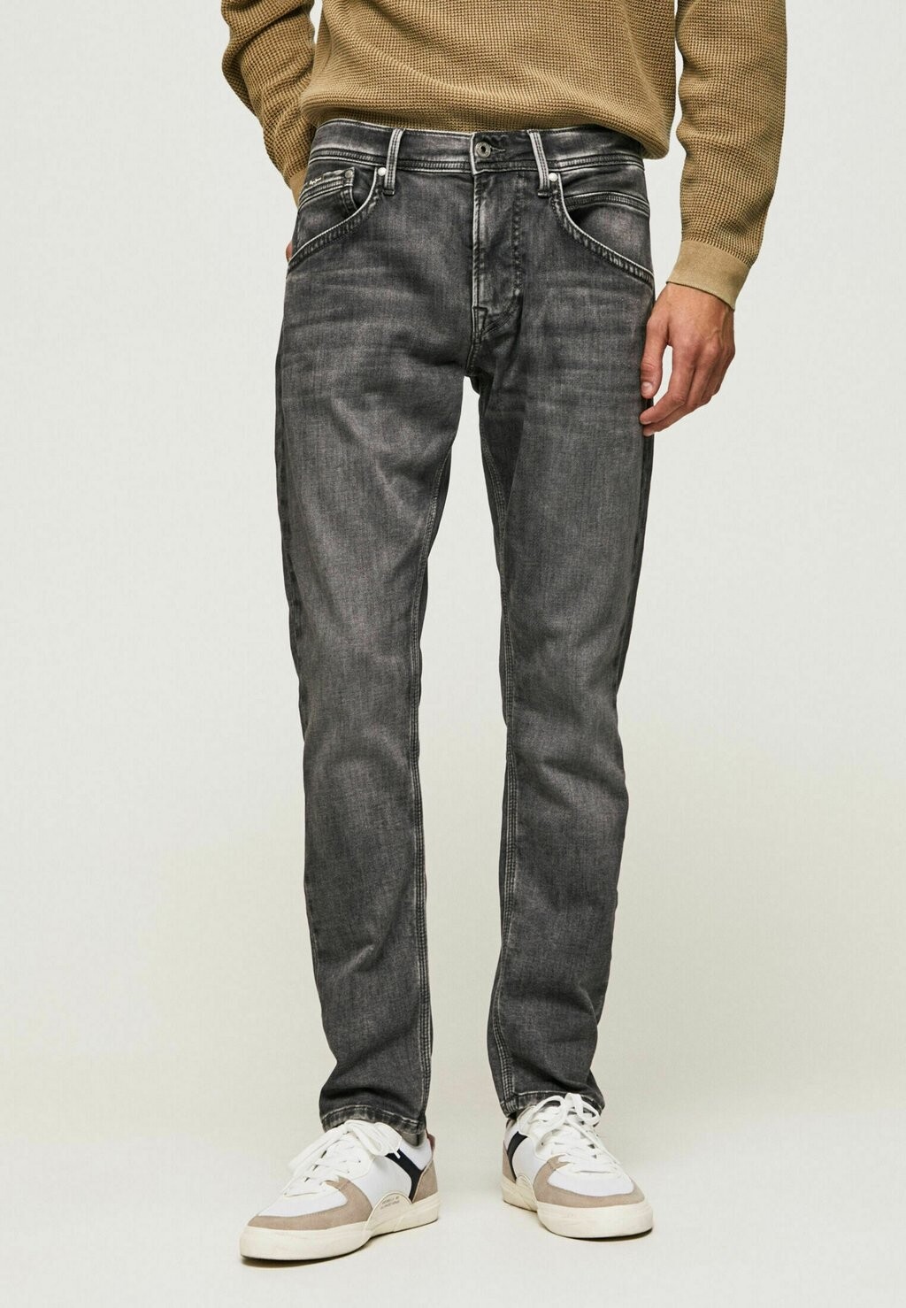 

Джинсы облегающего кроя Pepe Jeans