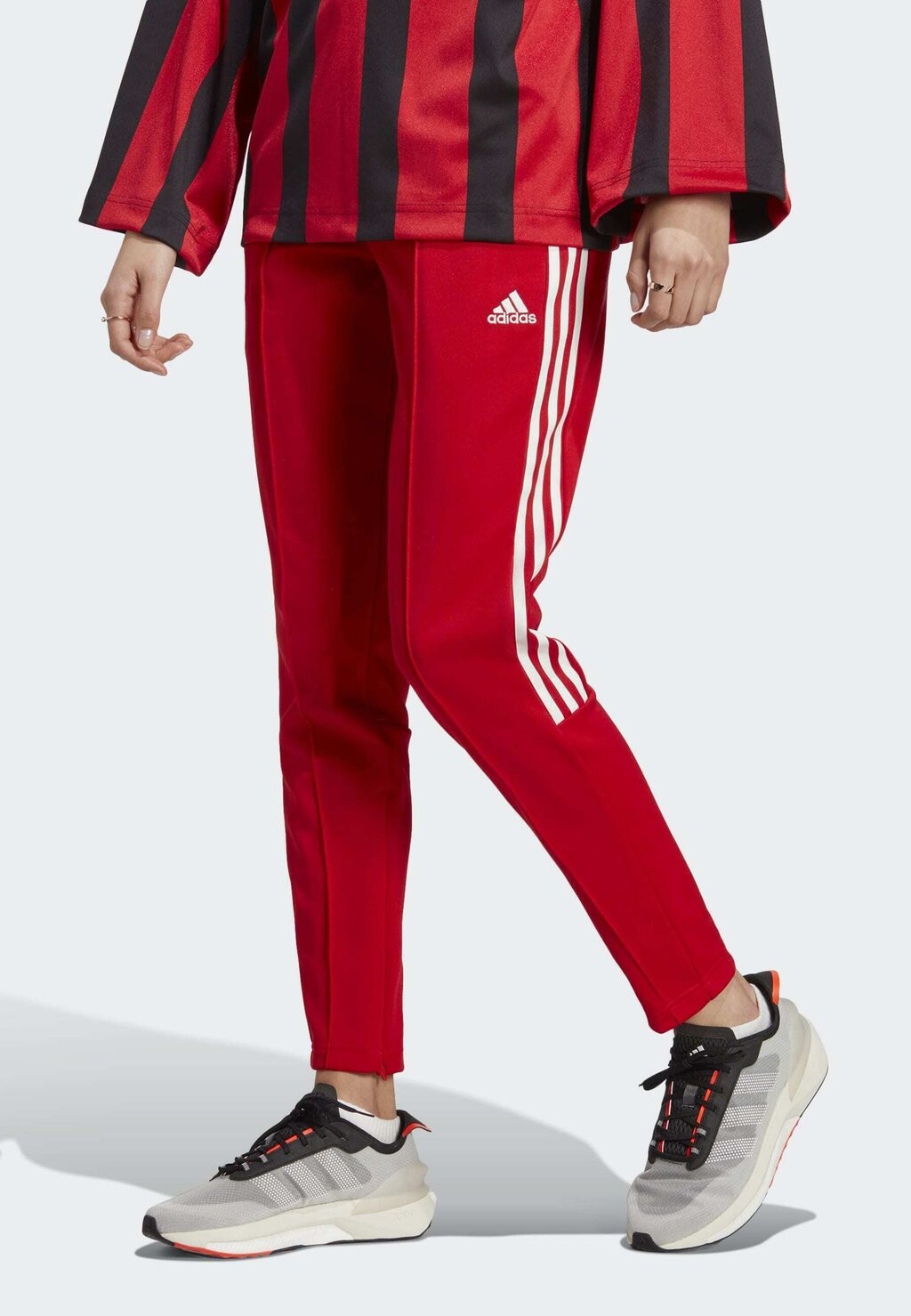 

Низ спортивного костюма Adidas, Красный