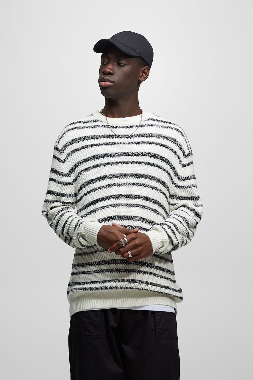 

Полосатый вязаный джемпер Pull&Bear, кремовый