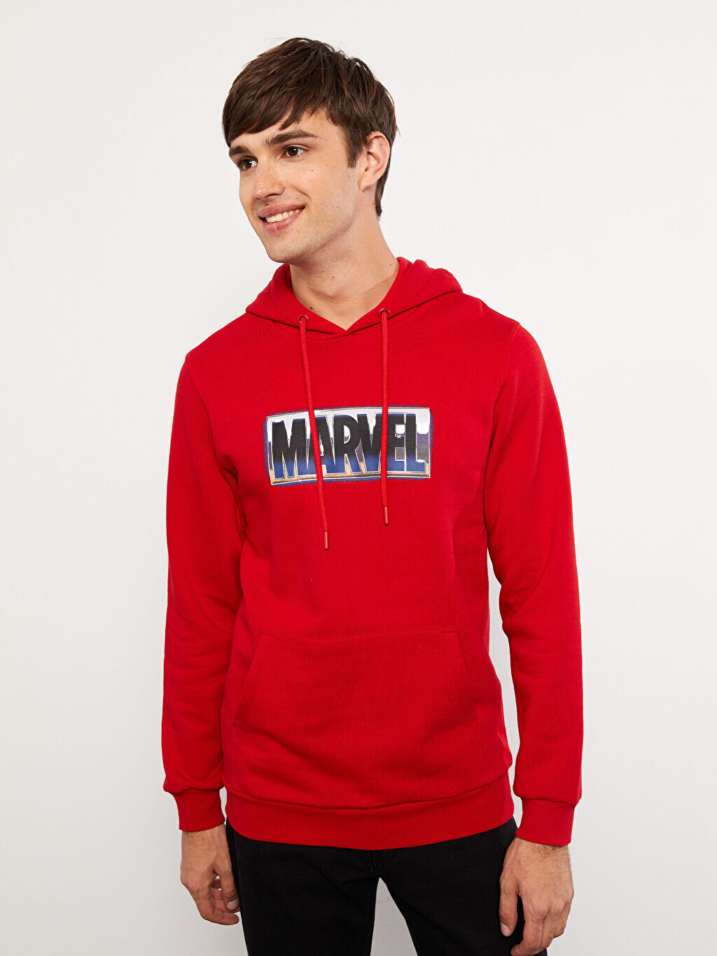 

Толстая мужская толстовка с капюшоном и длинными рукавами с принтом Marvel LCW Casual, Красный