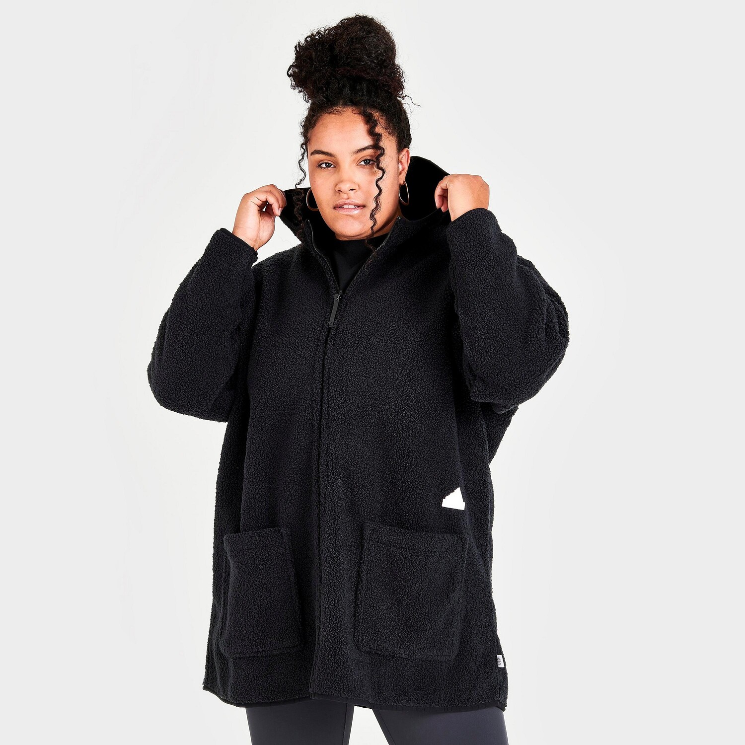 

Женская длинная двусторонняя спортивная футболка Adidas Sportswear Polar Fleece с капюшоном и молнией во всю длину (большие размеры), черный