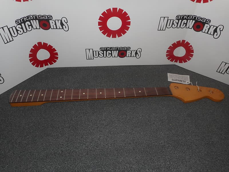 Сменный кленовый гриф Allparts Fender Licensed для Precision Bass, тонированное покрытие - #PRF цена и фото