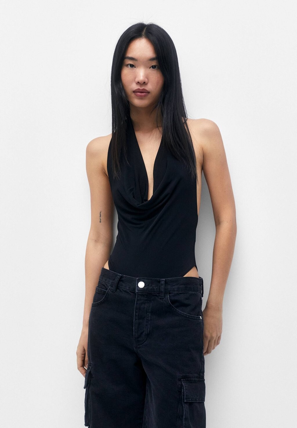 

Блузка PULL&BEAR, черный