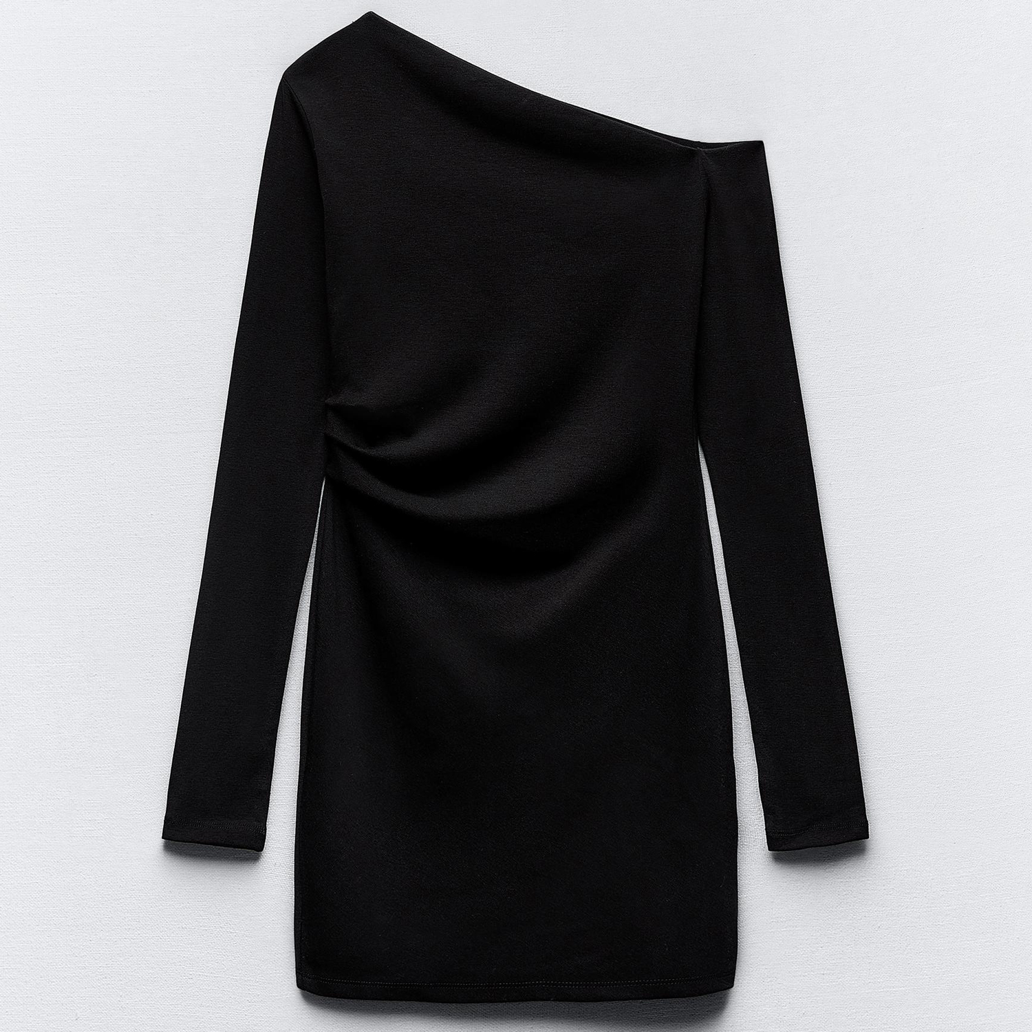 цена Платье Zara Asymmetric Draped, черный