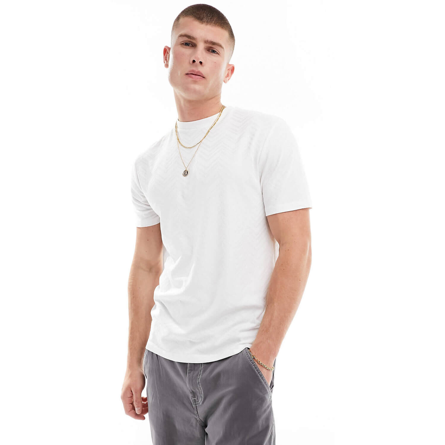 

Футболка River Island Short Sleeve Slim Chevron Texture, белый