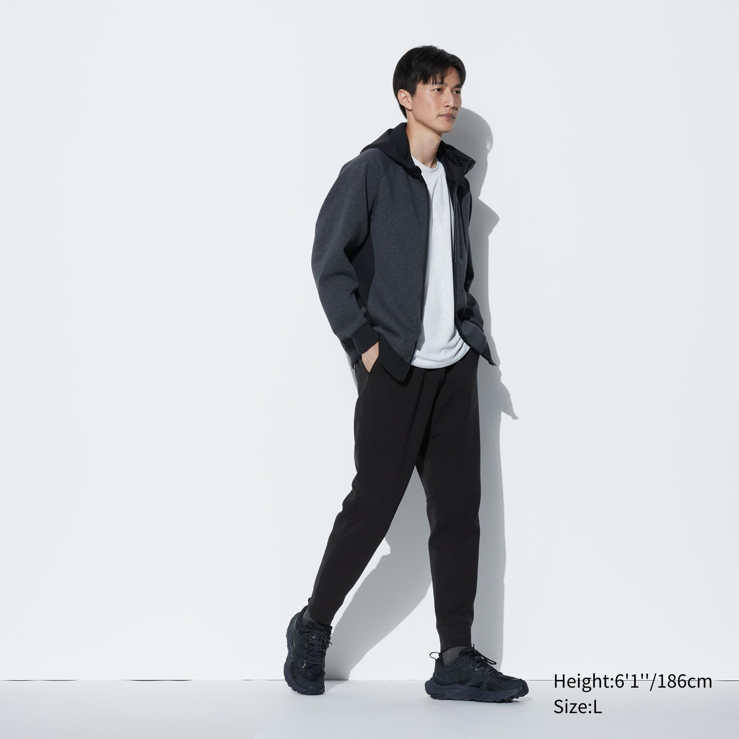 

Спортивные брюки сухого стрейча UNIQLO, черный