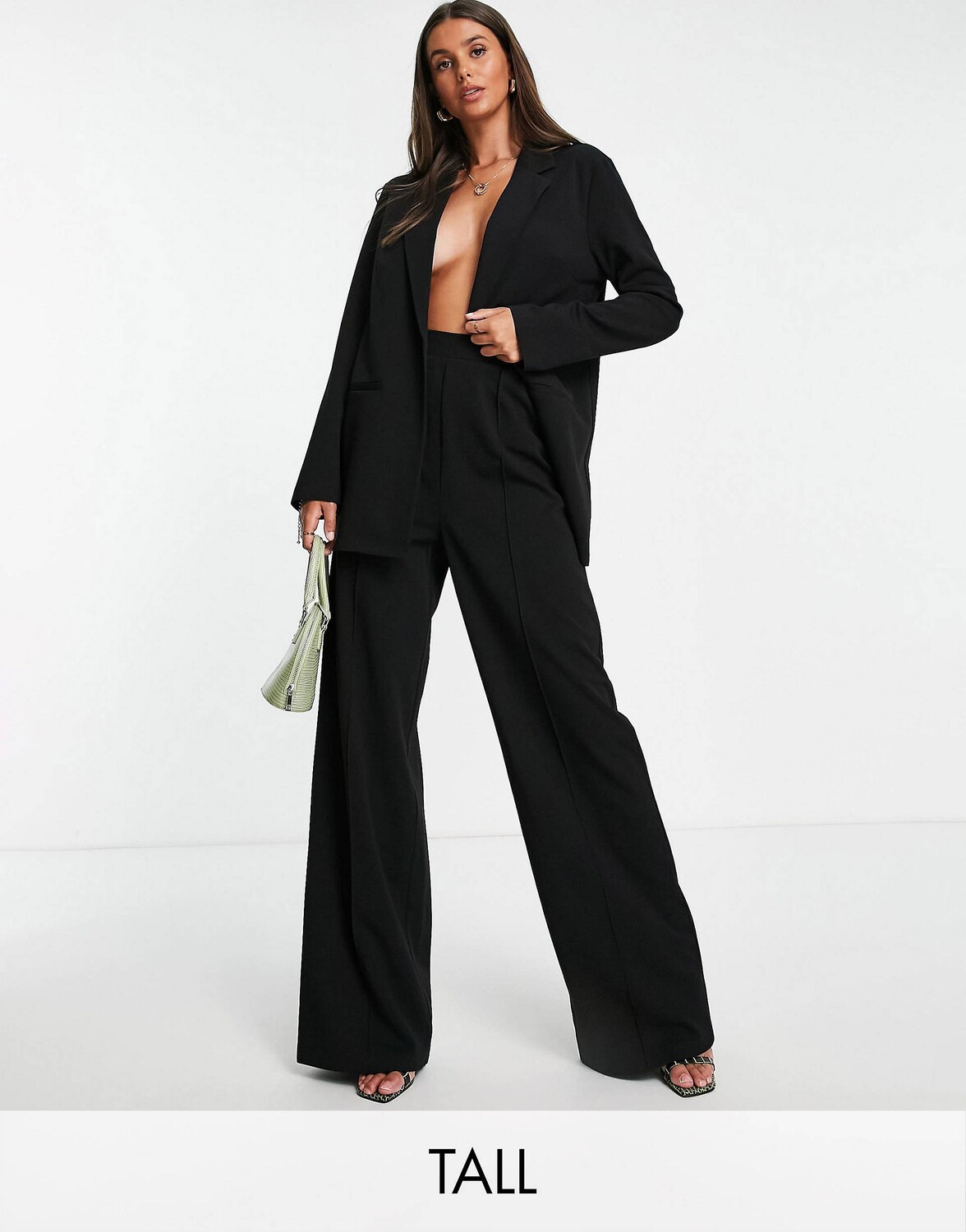 

Черные широкие брюки из джерси с напуском ASOS DESIGN Tall, Черный
