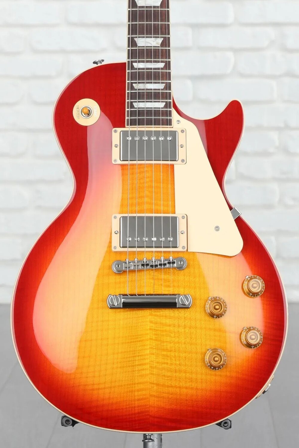 

Электрогитара Gibson Les Paul Standard '50s - Heritage Cherry Sunburst