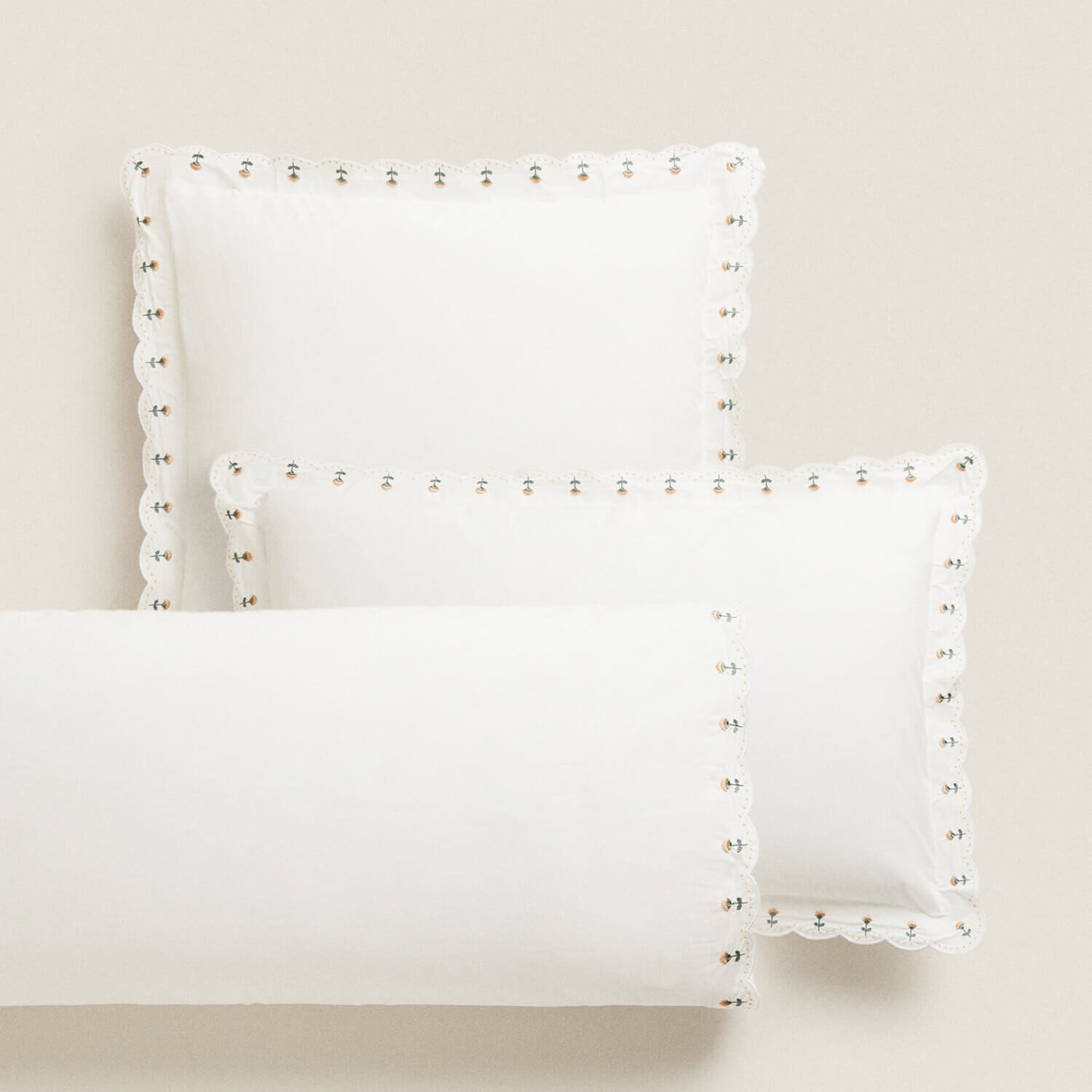 

Наволочка Zara Home Floral Embroidery, белый