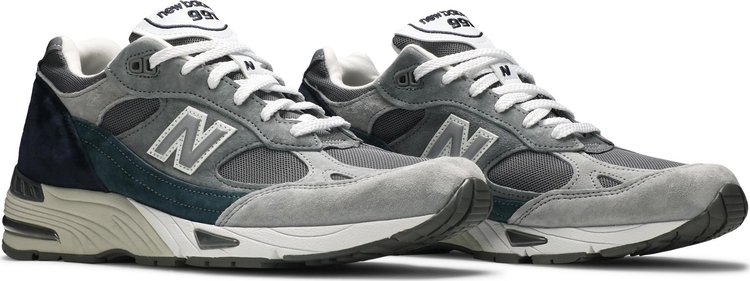 New Balance 991 Made in England Nu Block