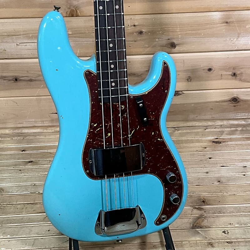 

Fender Custom Shop 1963 Journeyman Relic Precision Bass - Aged Daphne Blue