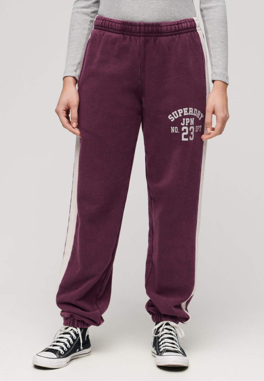 

Спортивные брюки VINTAGE SIDE STRIPE JOGGERS Superdry, фиолетовый