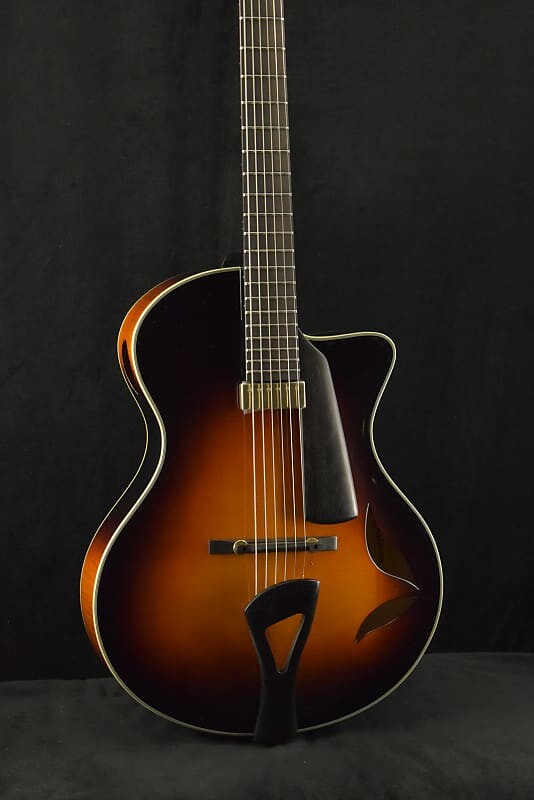 

Электрогитара Eastman FV880CE-SB Frank Vignola Signature Archtop Sunburst Finish