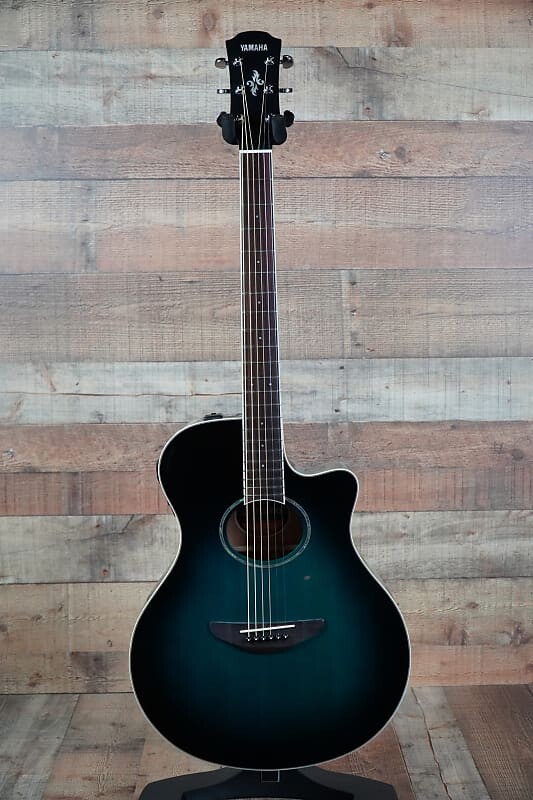 

Yamaha APX600 Thin-line Cutaway - восточный синий взрыв APX600 Thin-line Cutaway - Oriental Blue Burst