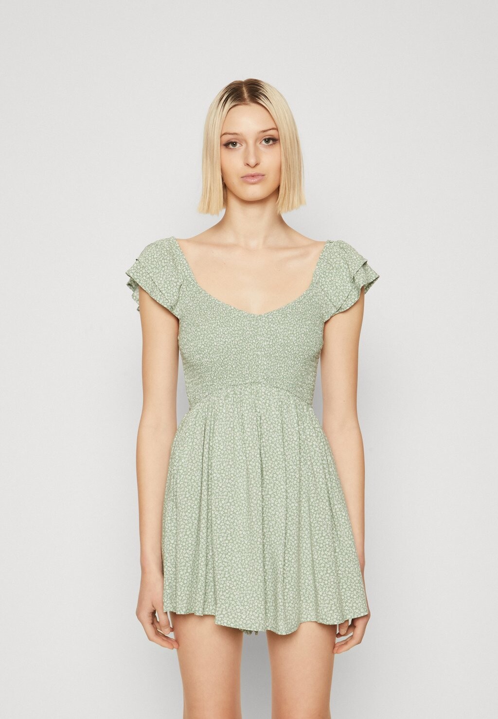 

Комбинезон Flutter Sleeve Romper Hollister Co., цвет frosty green