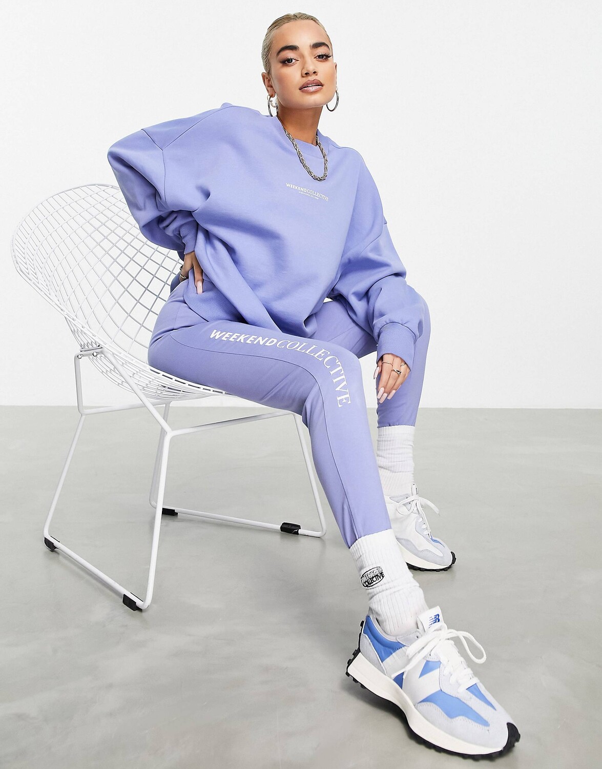 

Синие однотонные леггинсы с логотипом ASOS Weekend Collective, Синий