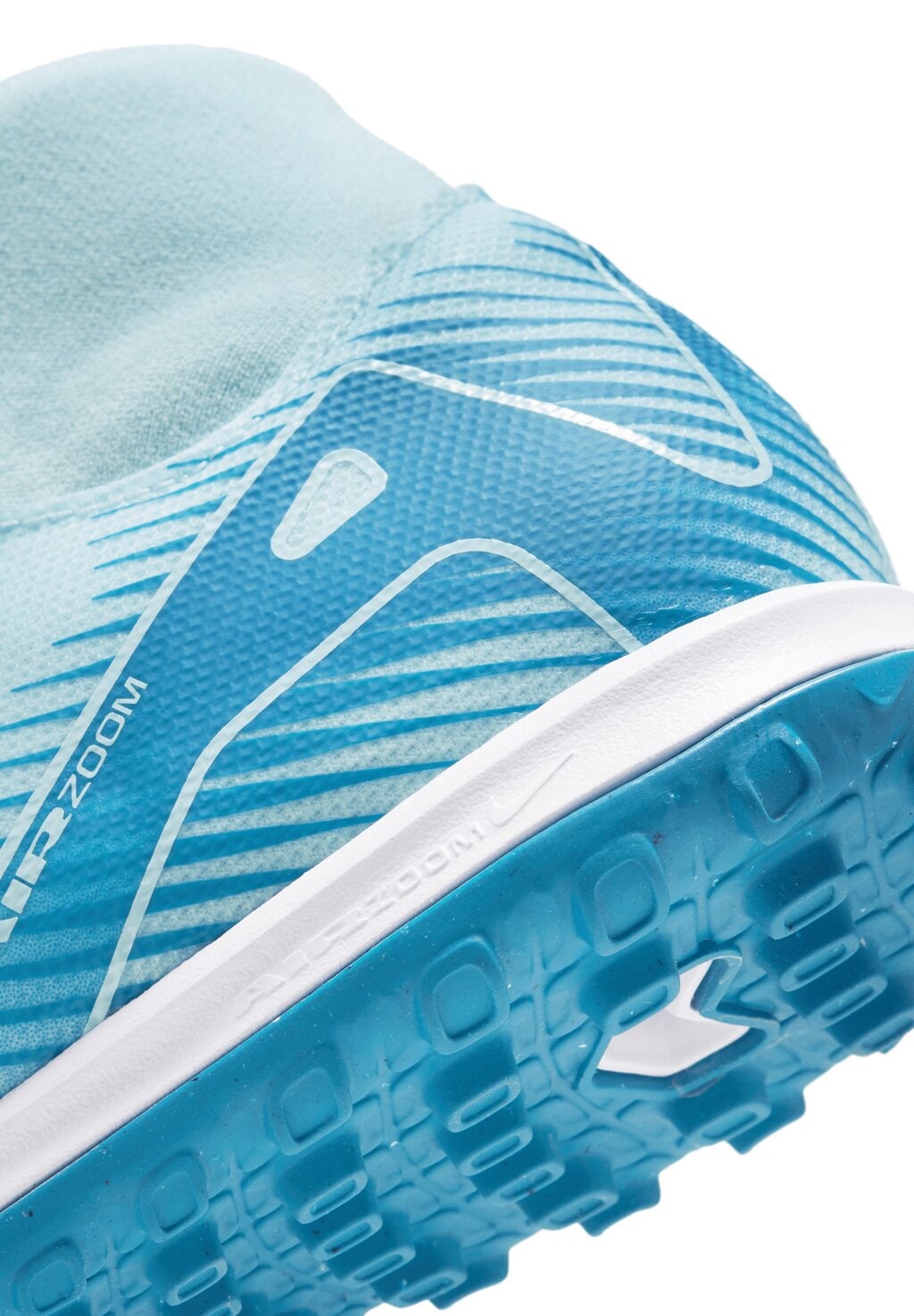 

Футбольные бутсы Nike, синий