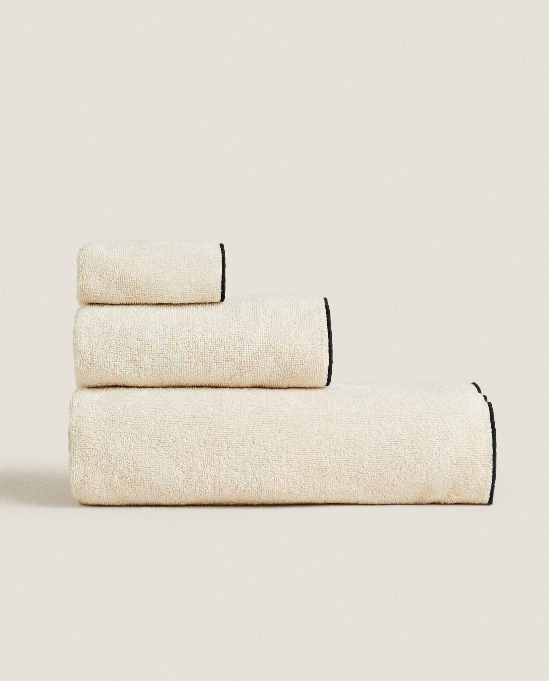 Полотенце хлопковое с оверлоком Zara Home Cotton Towel With Overlock, бежевый/черный - фото