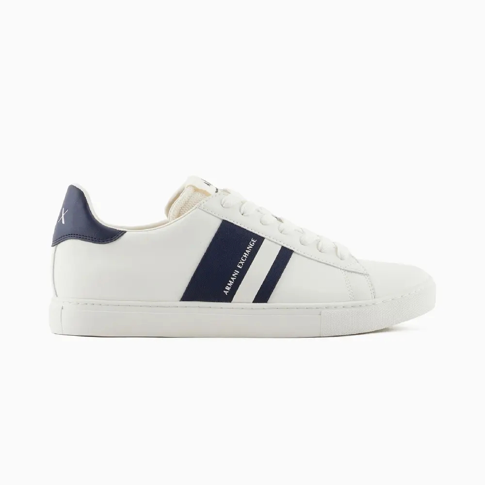 

Кроссовки Armani Exchange Basics By Armani Eco Leather Suede Blend, белый