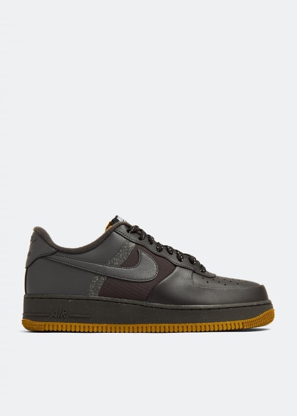 

Кроссовки Nike Air Force 1 LV8, серый