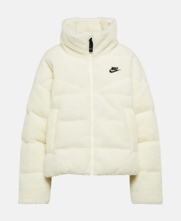 

Пуховик Nike, экрю