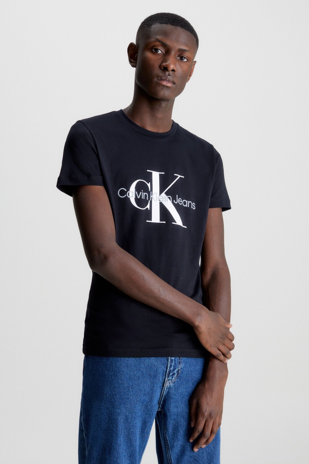 

Черная тонкая футболка от Monologo Calvin Klein, черный