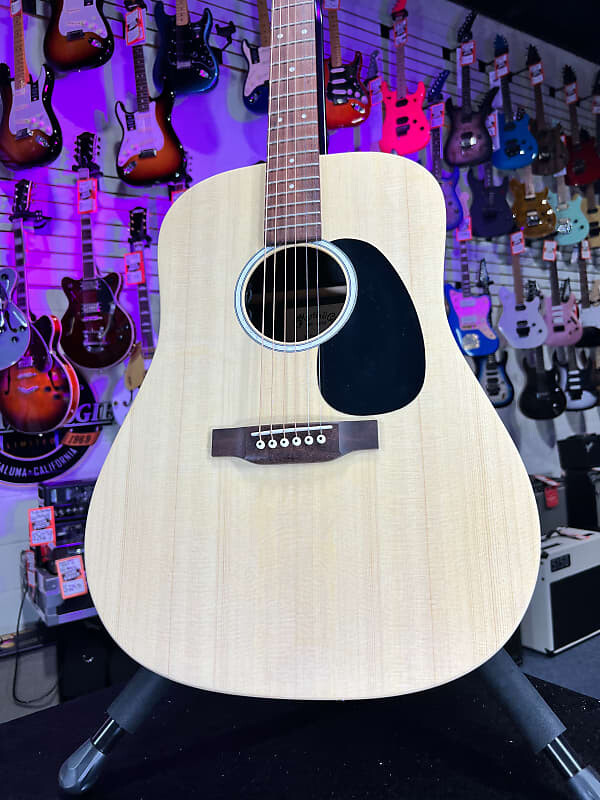 

Акустическая электрогитара Martin D-X2E Dreadnought - официальный официальный дилер *БЕСПЛАТНЫЙ PLEK ПРИ ПОКУПКЕ* 155 DX2E-02