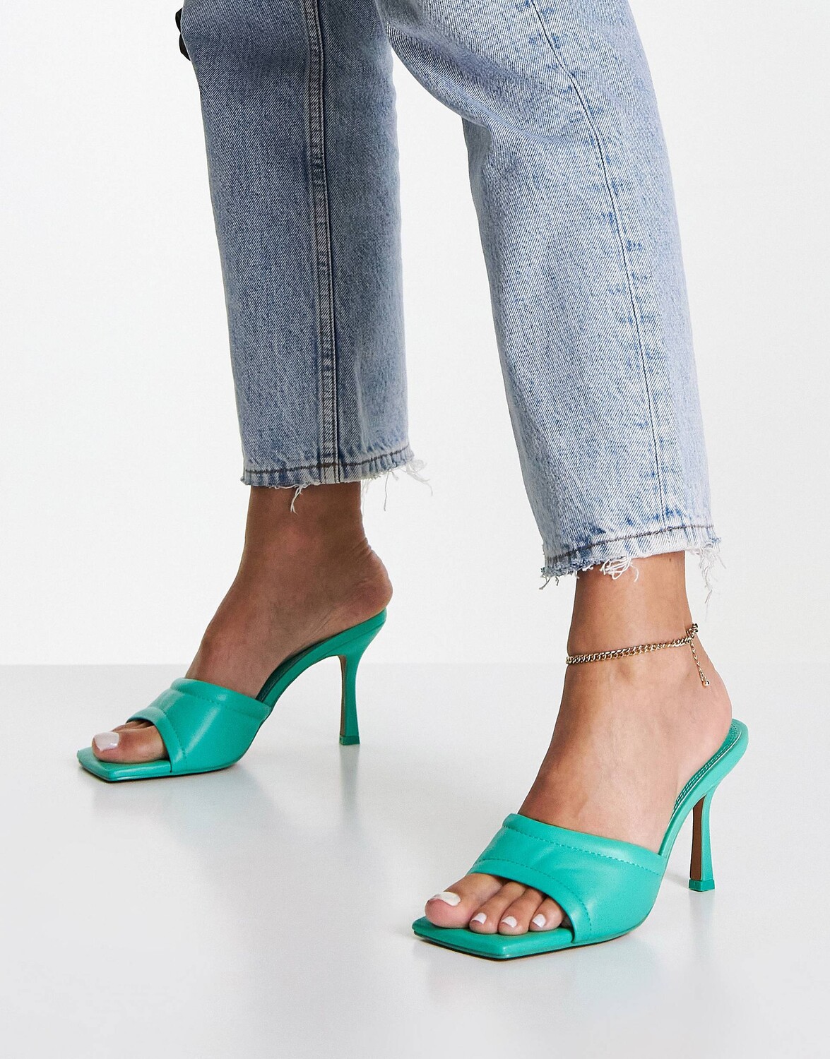 

Зеленые босоножки без задника на среднем каблуке ASOS DESIGN Harvey