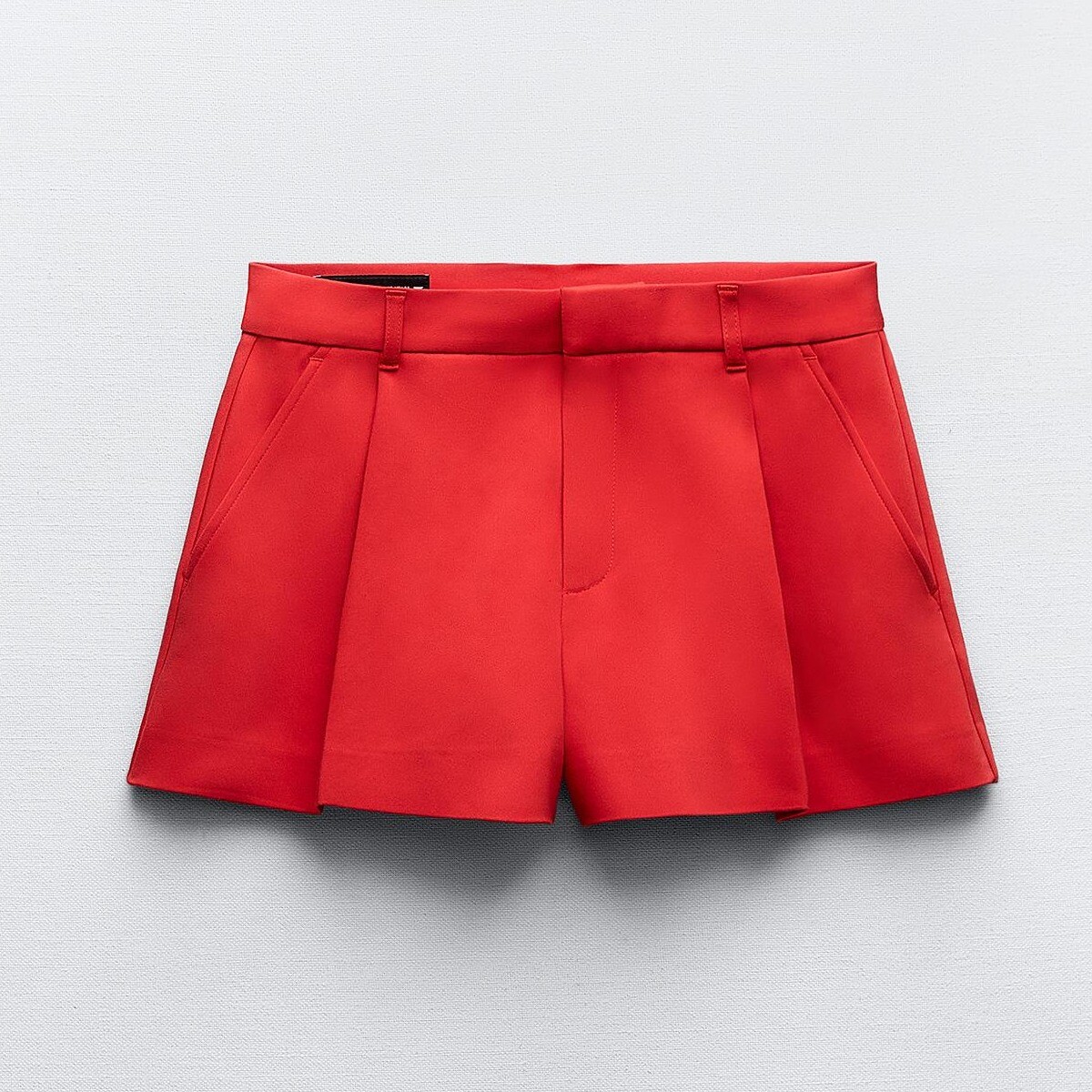 

Шорты Zara Mini With Pleats, красный