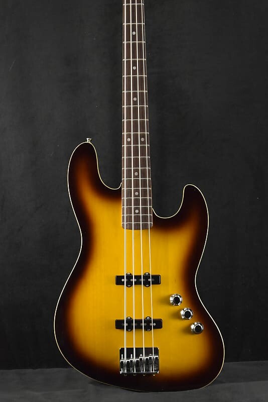 

Fender Aerodyne Special Jazz Bass Chocolate Burst Накладка на гриф из палисандра Aerodyne Special Jazz Bass Chocolate Burst Rosewood Fingerboard