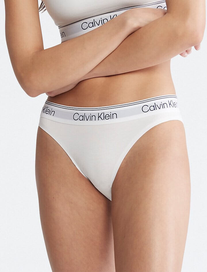 

Спортивные трусы Calvin Klein Tanga, белый