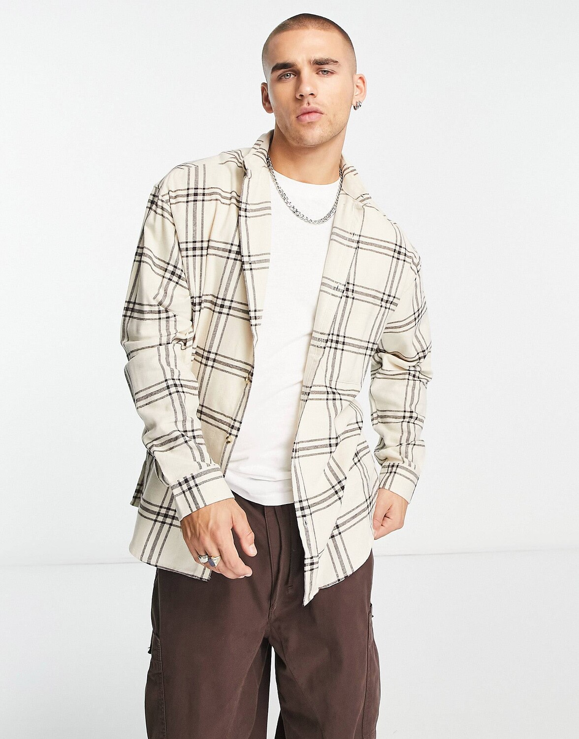 

Бежевая рубашка в клетку оверсайз в стиле 90-х ASOS DESIGN