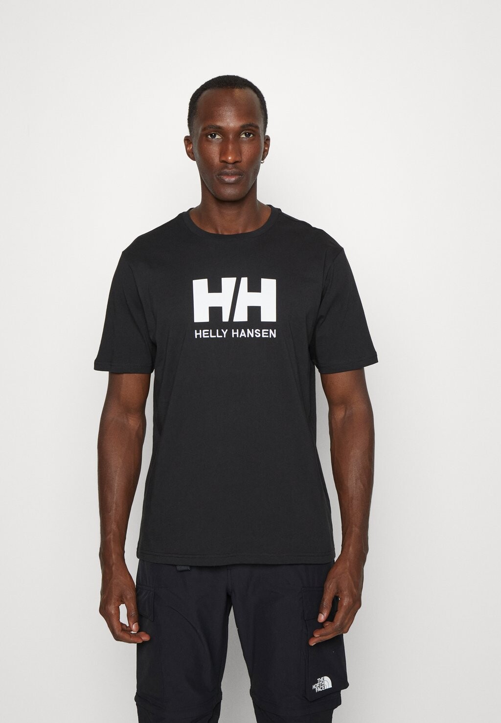 

Футболка с принтом Helly Hansen, черный