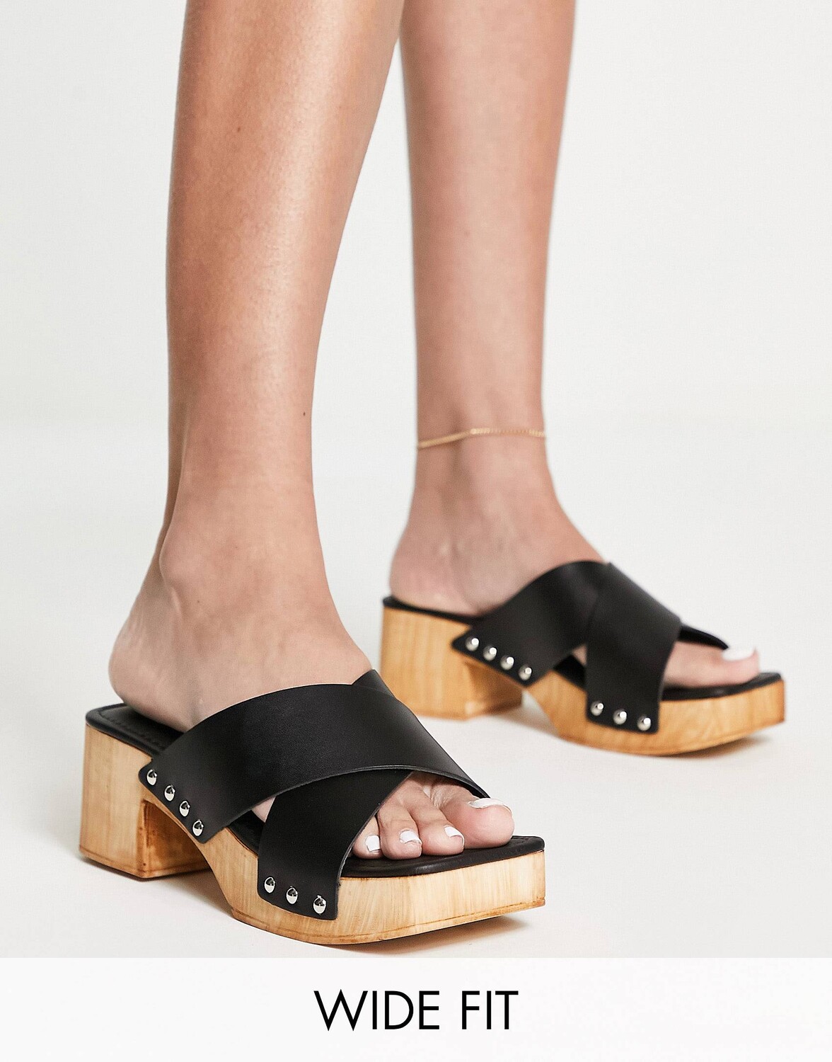 

Черные сабо на среднем каблуке Topshop Wide Fit Winnie