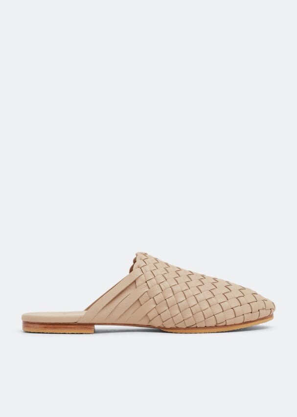 

Слиперы CECILEHOB Handwoven leather slippers, бежевый