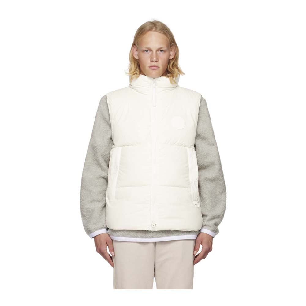 Утепленный жилет Canada Goose White Label Everett Down Vest, белый цена и фото