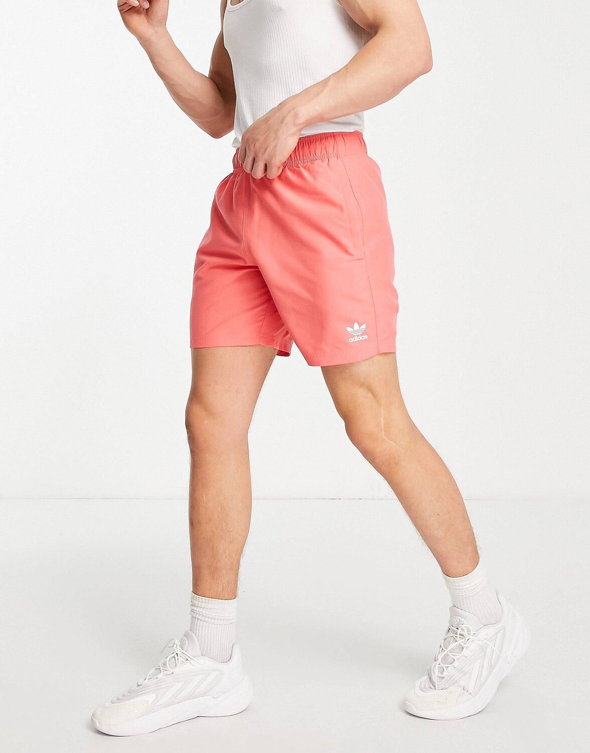 

Розовые плавки-шорты adidas Originals Essentials