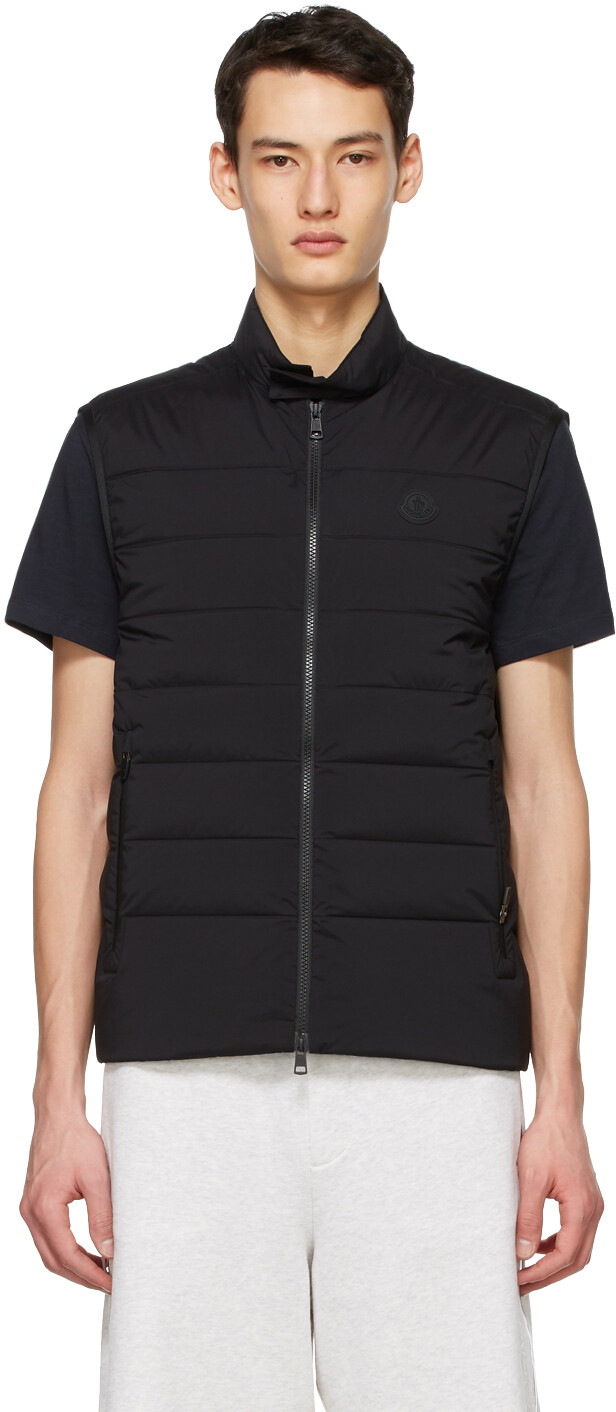 

Черный пуховый жилет Gordes Moncler
