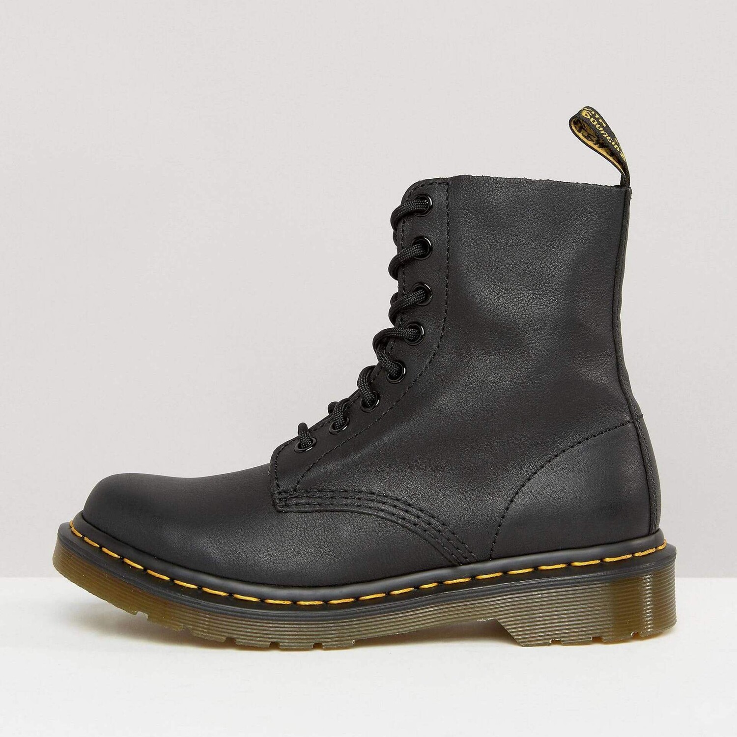 Ботинки Dr Martens 1460 Pascal 8 Eye, черный 1460 pascal frnt zip 8 eye boot