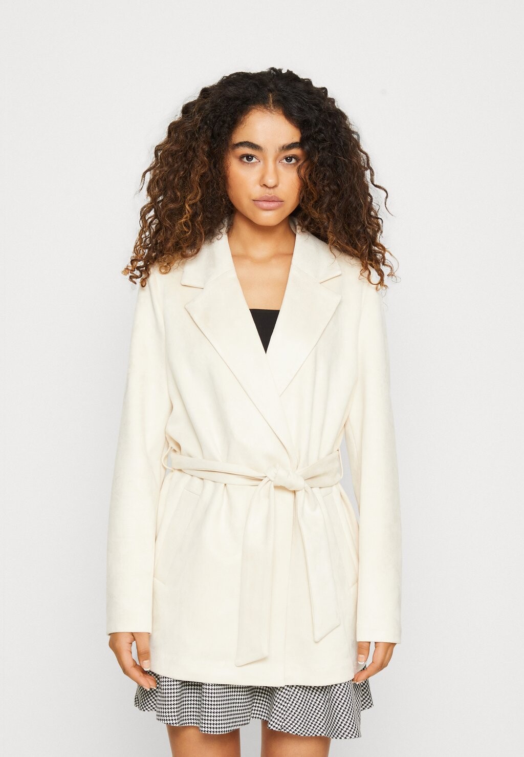 

Короткое пальто Vero Moda, Белый