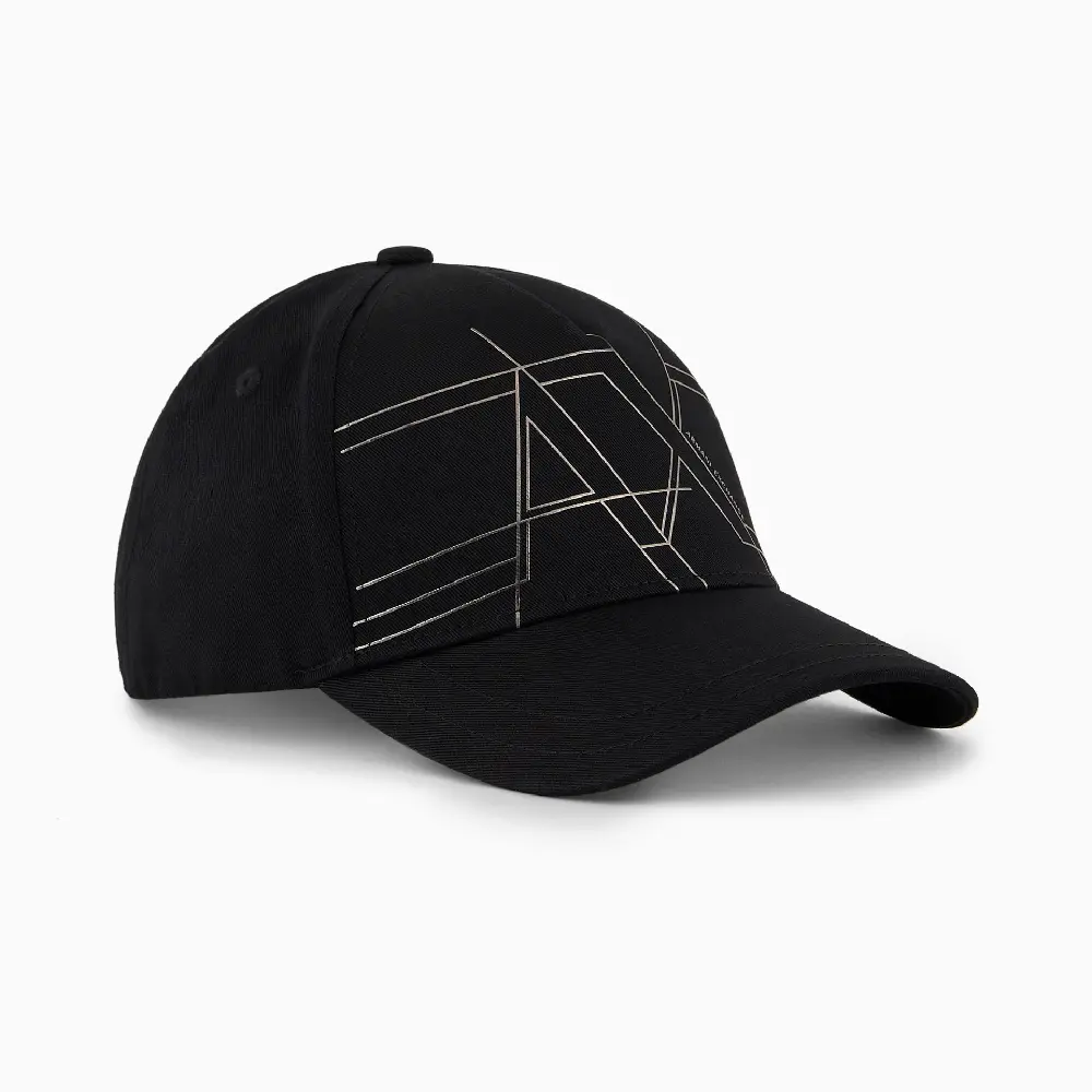 

Бейсболка Armani Exchange, черный
