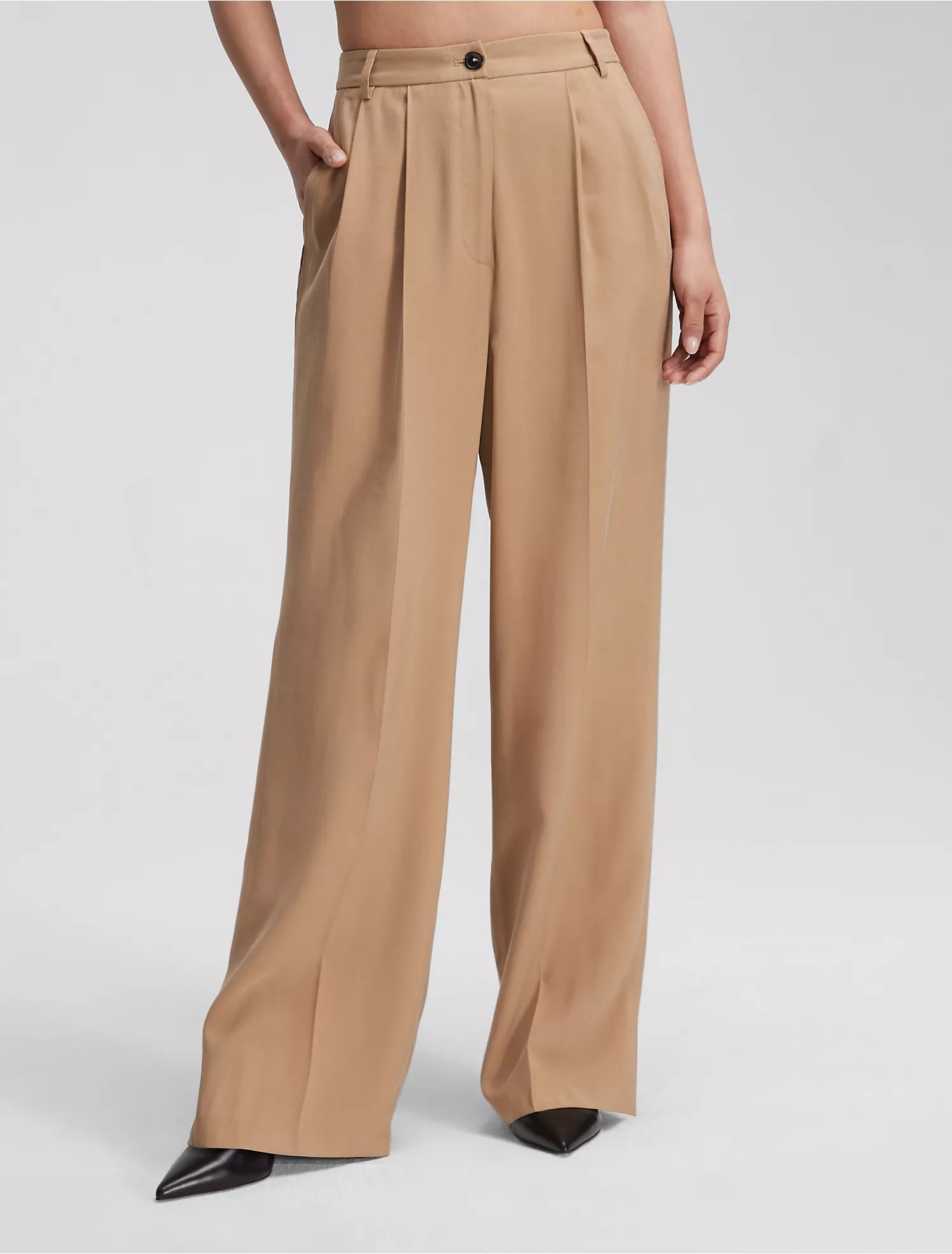 Брюки Calvin Klein Soft Twill Relaxed, бежевый брюки monki свободный силуэт размер 40 мультиколор