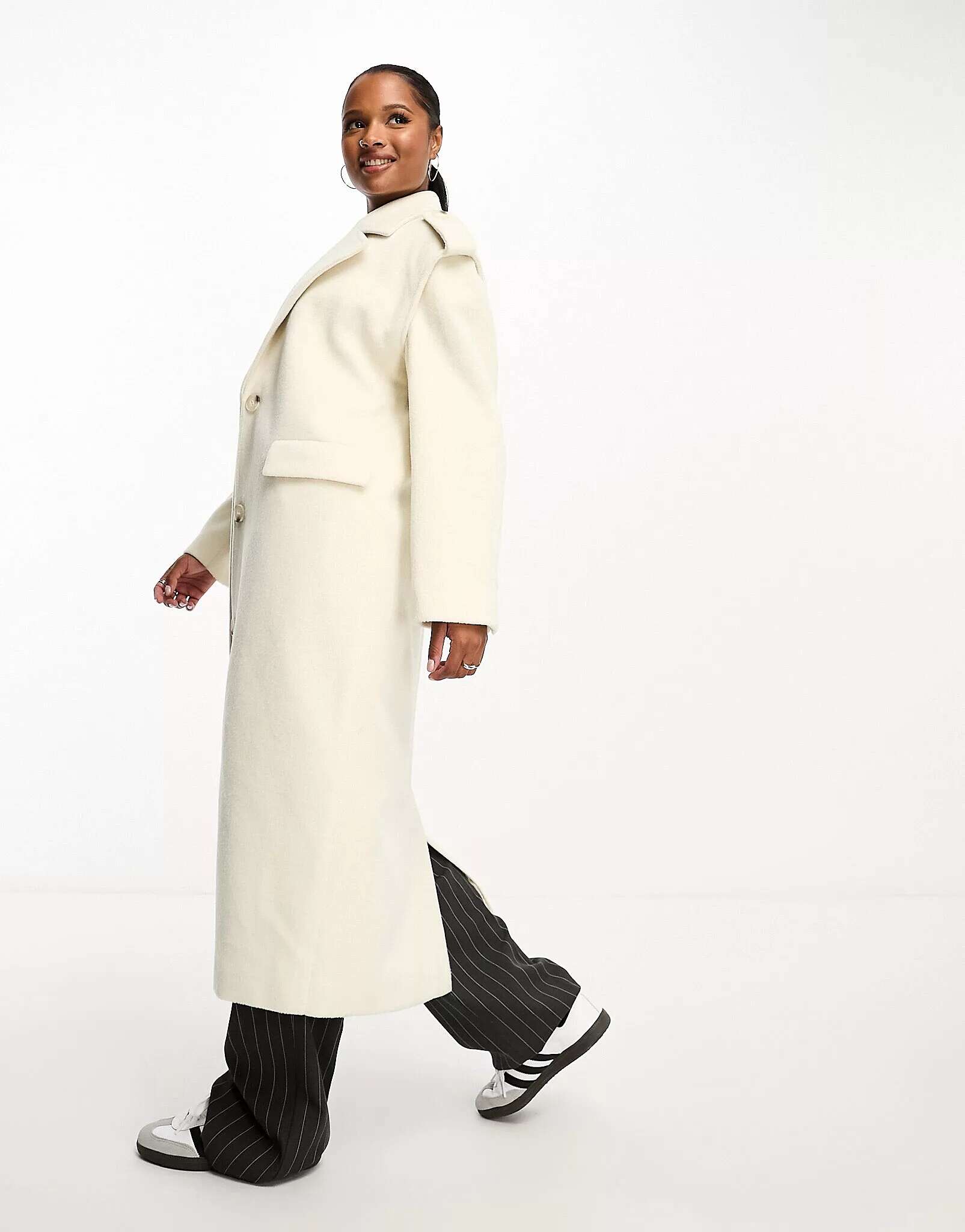 Эксклюзивное длинное шерстяное пальто 4th & Reckless кремового цвета