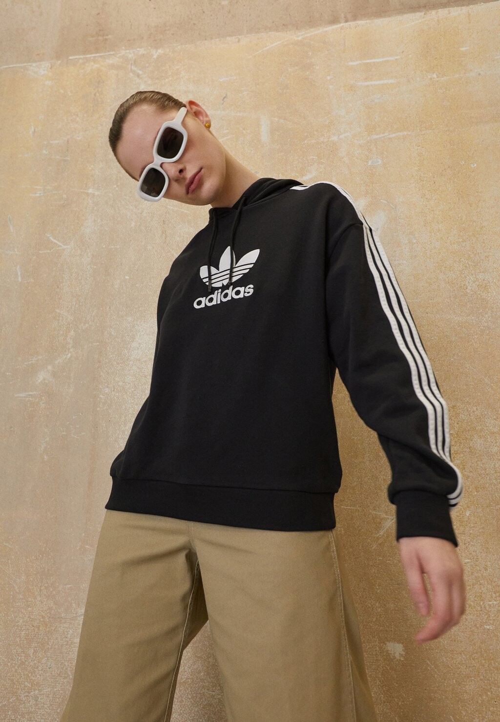 

Толстовка adidas Originals, черный