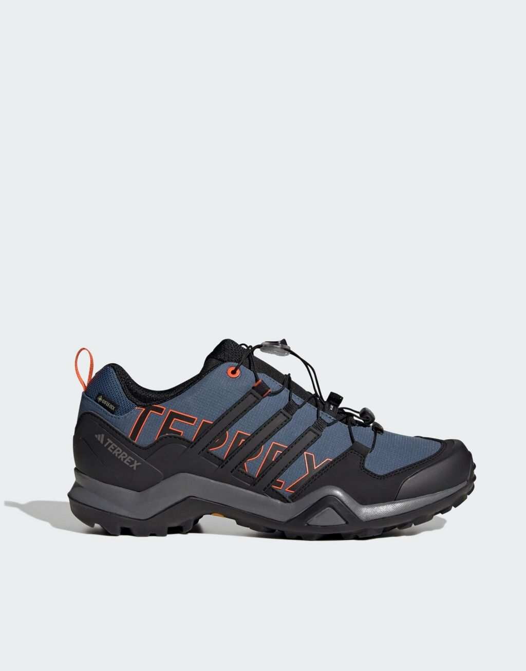 

Черные кроссовки для улицы adidas Terex Swift