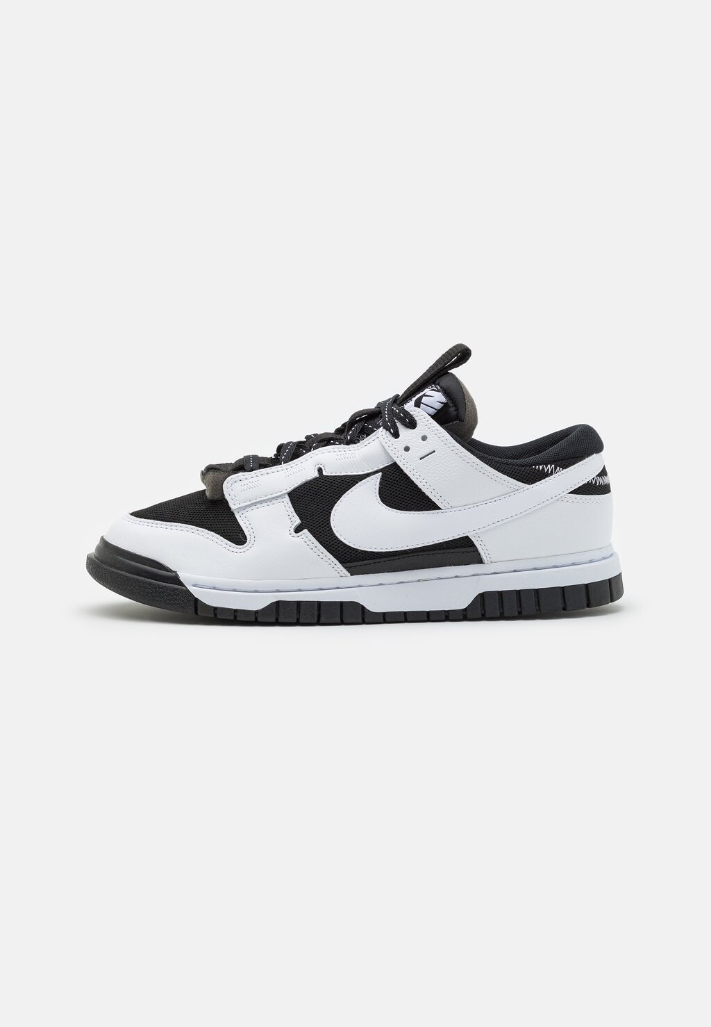 

Кроссовки Nike AIR DUNK JUMBO, цвет black/white
