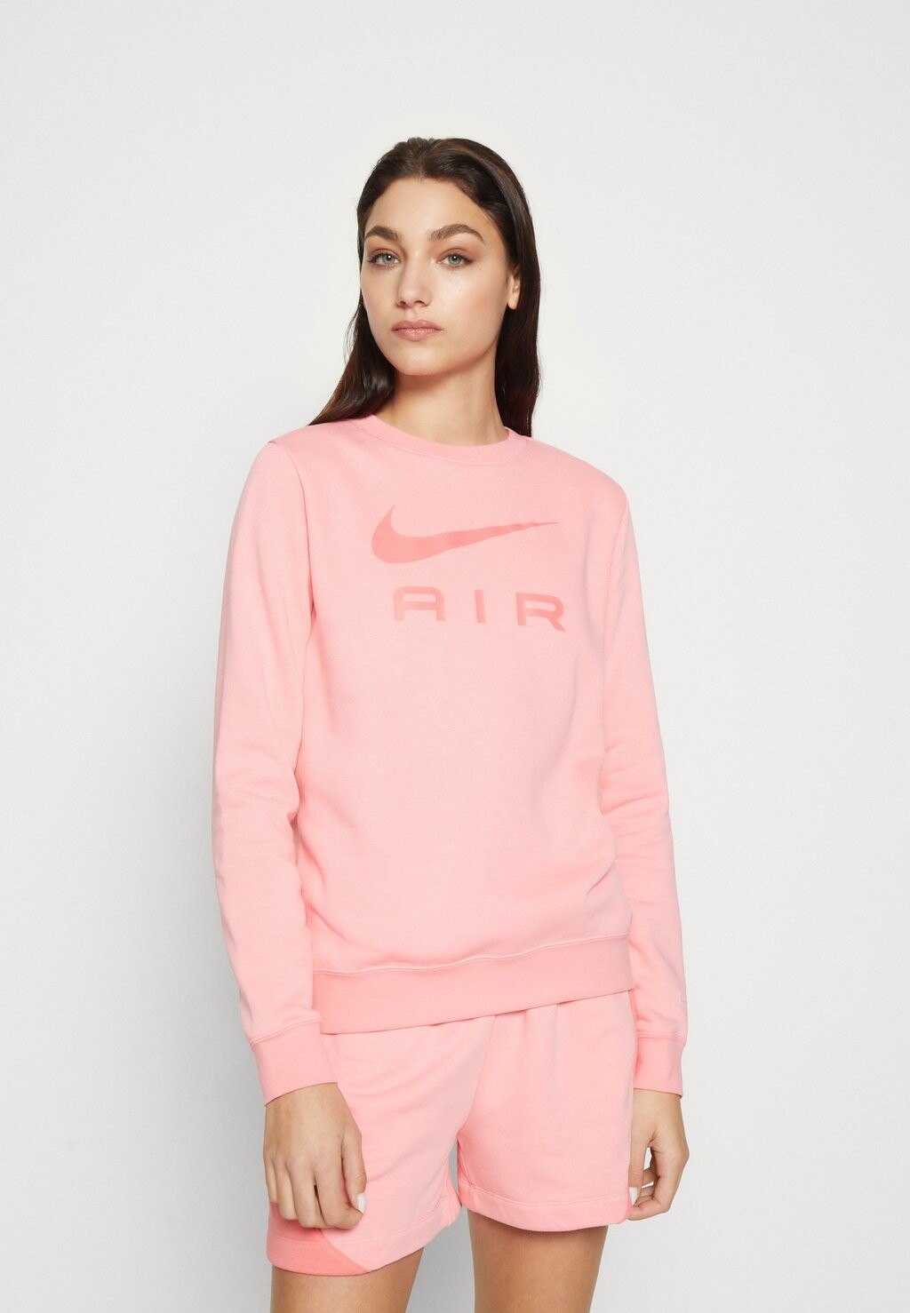 

Толстовка Nike