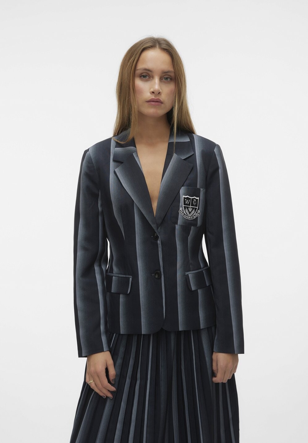 

Блейзер Vero Moda VMMORTICIA SCHOOL, черный