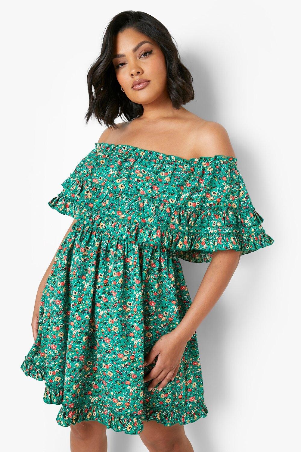 

Платье с открытыми плечами и цветочным принтом boohoo, зеленый